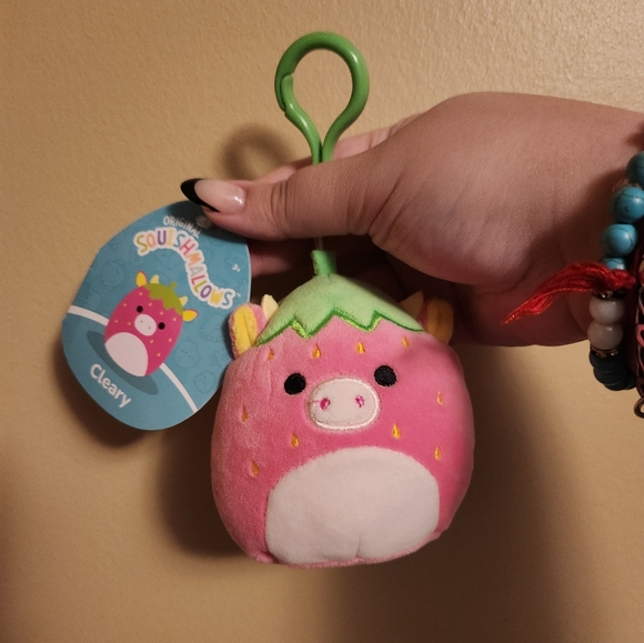 SOLD IN BUNDLE Cleary Squishmallow Clip - Picture 1 of 2